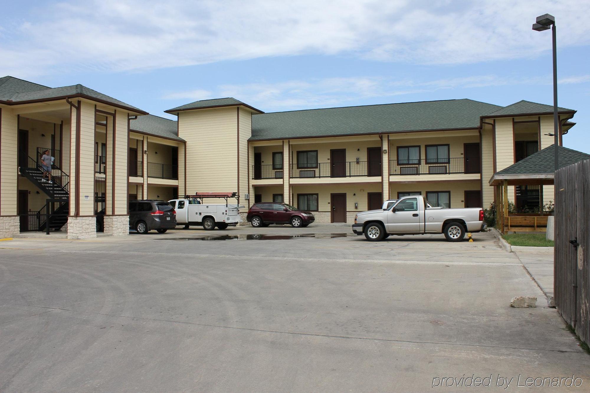 Lone Star Inn And Suites Victoria Buitenkant foto