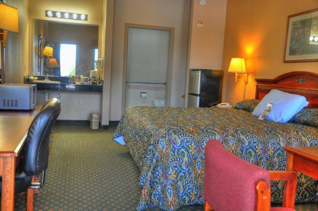 Lone Star Inn And Suites Victoria Buitenkant foto