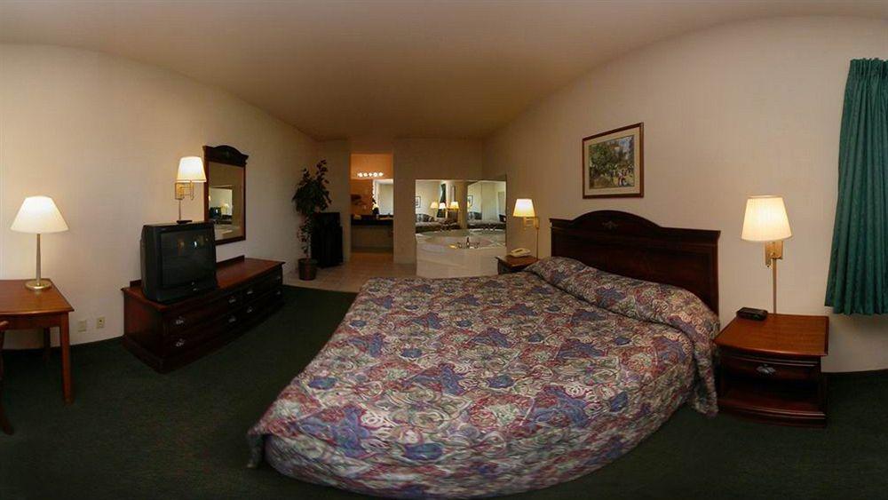 Lone Star Inn And Suites Victoria Buitenkant foto